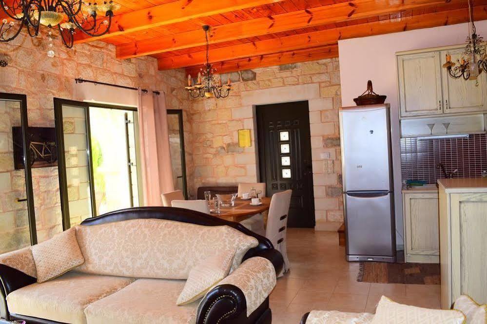 Villa Constancia Stalós 외부 사진